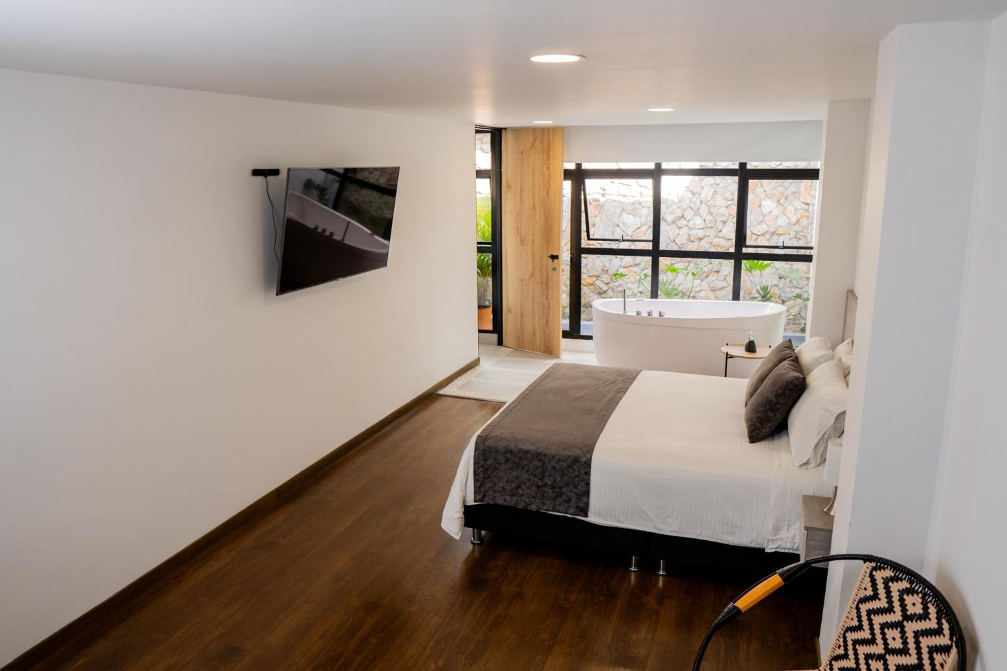 Hotel Piedras De Mani Manizales Bagian luar foto